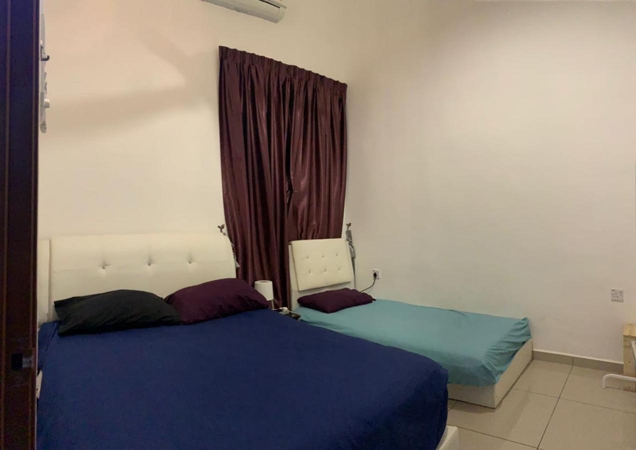 Sp Saujana Homestay *